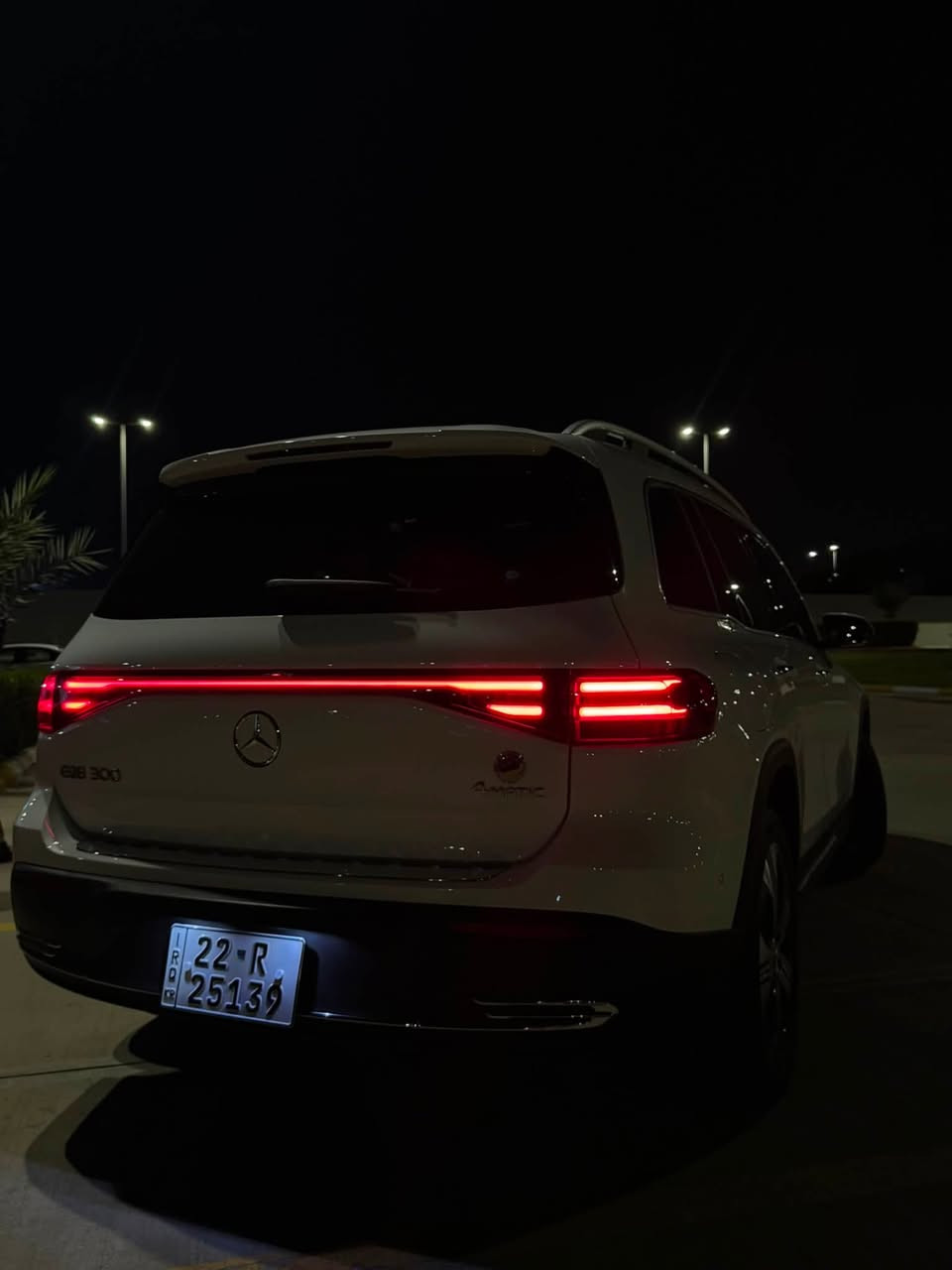 السلام عليكم عندي مارسيدس EQB 2024 حجم 300 4Matic كلش جديدة السيارة اريد ابيعها رقم اربيل بسمي داخل اسود 
السيارة فووول كهرباء و كولش اقتصادية
صندوك كهرباء
دواخل ليد
بصمة تشغيل
كشنات كهرباء وتدفئة ومساج 
بانوراما 
للعلم السيارة 4 نضام قيادة بيه و بيه ملاحظات بسيطة و السيارة غنية عن التعريف 
جاهزة من جميع النواحي 
للبيع بسعر 320 ورقة بيه مجال
مكاني اربيل  
***********
***********
***********
