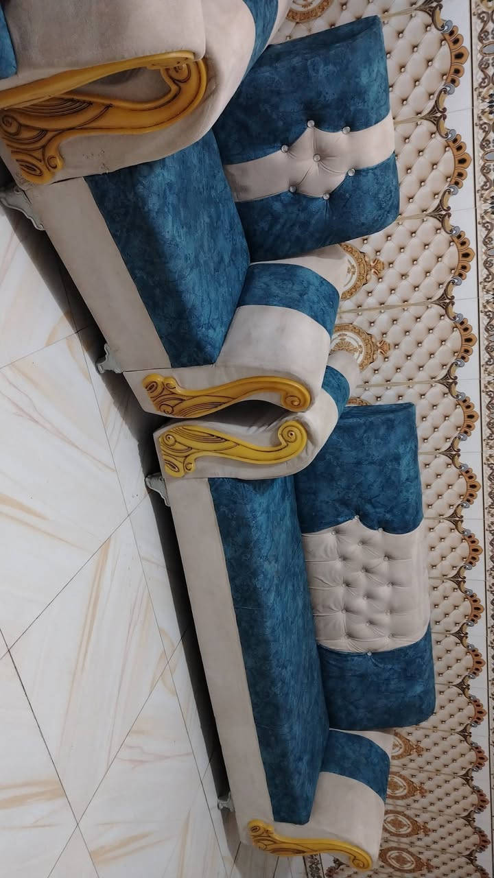 تخم💺 10مقاعد نضيف اي ضرر مابي سعر 240وبي مجال مكان الامن الداخلي *********** اكو توصيل بكروه
