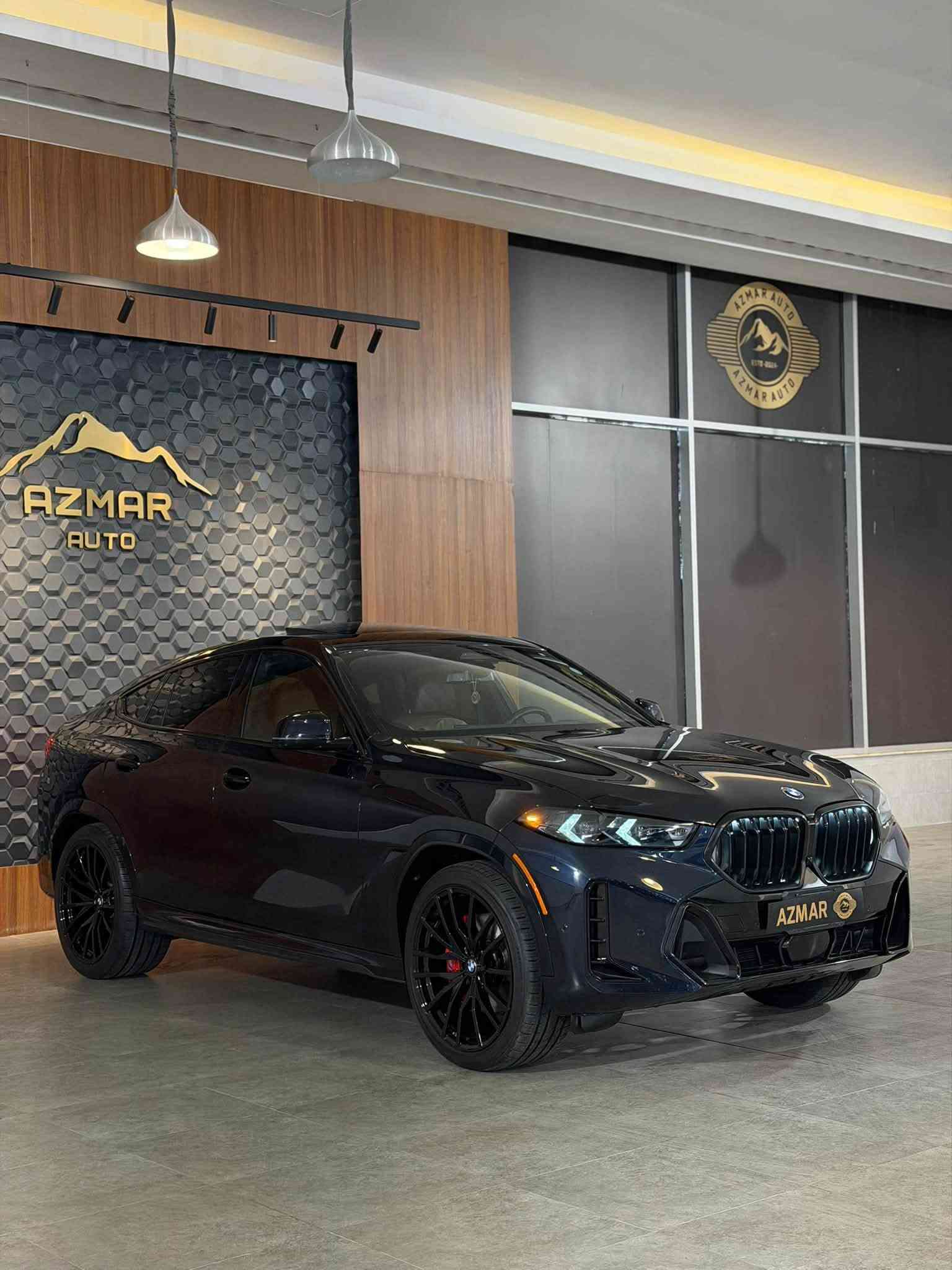 BMW x6 M Pro Package (2025) 🇩🇪
فول الفول مواصفات

لون مميز دارك بلو و داخل قهوائي🔥

ناضور و داخل قهوائي و فول الفول
 مواصفات اعلى فئة ، بانوراما ، لايتات ليد وادپتڤ و ليزر ، صندوق كهرباء وفتح واغلاق بحاسة القدم ، دخول ذكي جميع الابواب مع فتح واغلاق ذاتي عند الابتعاد والاقتراب ، تبريد امامي وخلفي منفصل  ، مقاعد جلد وتدفئة وتبريد ، كشنات مساج، كشنات وستيرن كهرباء وميموري الجهتين ، داتاشو ، اربع كاميرات ٣٦٠ ، رادارات امامية وخلفية وجانبية بالمري  ، مانع اصطدام ومانع خروج عن المسار ، سماعات هارمان كاردون اكثر من رائع  ، عدة وضعيات قيادة حسب الطرق ، دفع رباعي فور ويل ، ومواصفات اخرى كثيرة جدا جدا معروفة وغير معروفة

السيارة مكفول كفالة عامة من كلشي 🔥
سعر : 695$ ورقة

للاستفسار : ***********
العنوان : السليمانية المعارض الجديدة شركة ازمر اوتو معرض رقم ٣٤
