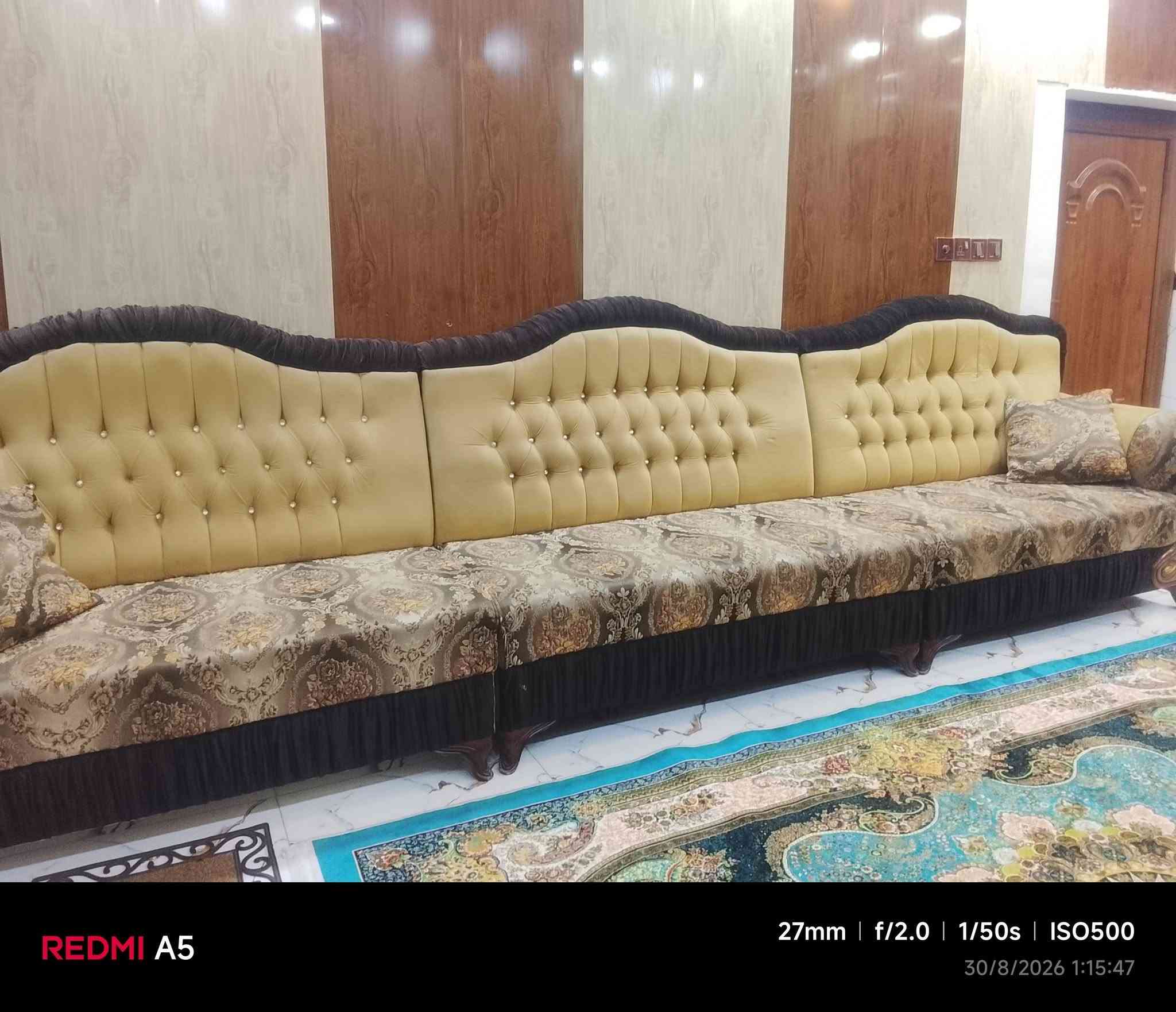 ديوان نضيف 14متر للبيع سعره 600ميسان مغربه واتساب ***********
