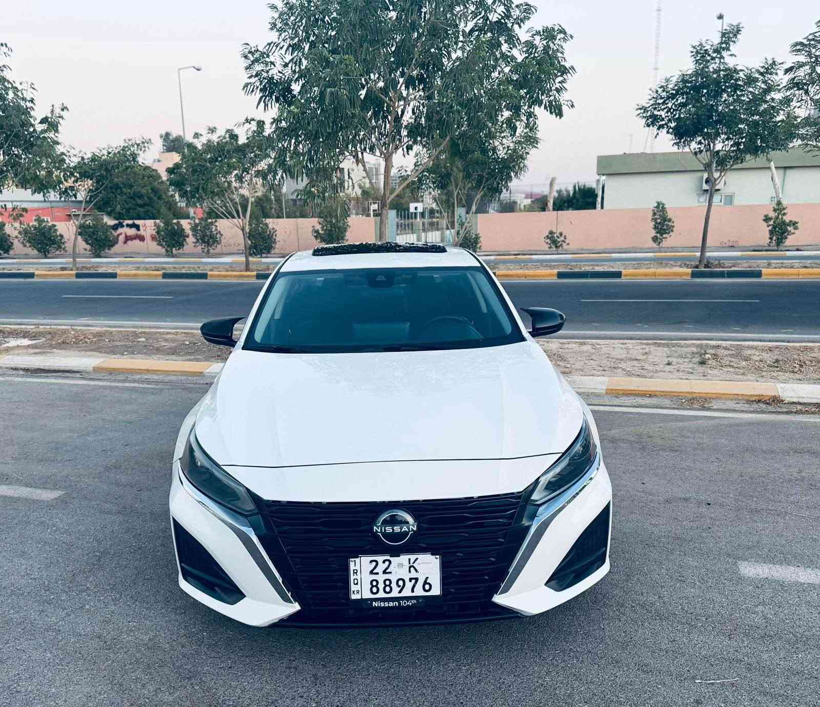 سلام عليكم للبيع نيسان التيما 2023 سعر 153فول مواصفات ميحتاج اذكر مواصفاته الفول معروف صبغ جامرلغ سكن وباب سكن فقط  بدون دواخل بدون ارباك حادث موجود بلمنشور ماشيه 40 m الف سياره جديده استفساراكثر تصل *********** كالار, السليمانية
