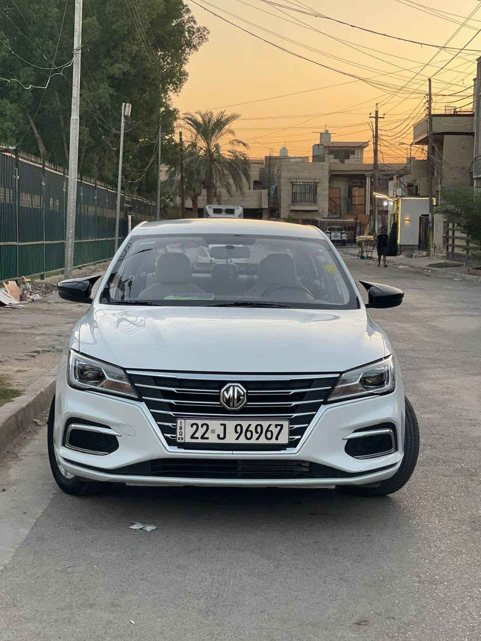 سلام عليكم للبيع mg5
مديل 24ضمان شركه
السياره ماشيه 57بعده وضع شركه 
مواصفات 
شاشه جبيره كامره تحكمات اشاير مري 
باتري جديد ادامه كامله بل شركه 
كمالياته كامله والسياره كفاله عامه عده طخه بل باب مال سايق موضحه بل صوره 
رقم اربيل تحويل مباشر 
***********
مكان بغداد غزاليه 
السعر 96وبيه مجال

