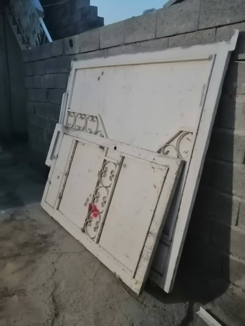 باب سلايت للبيع للاستفسار ***********
