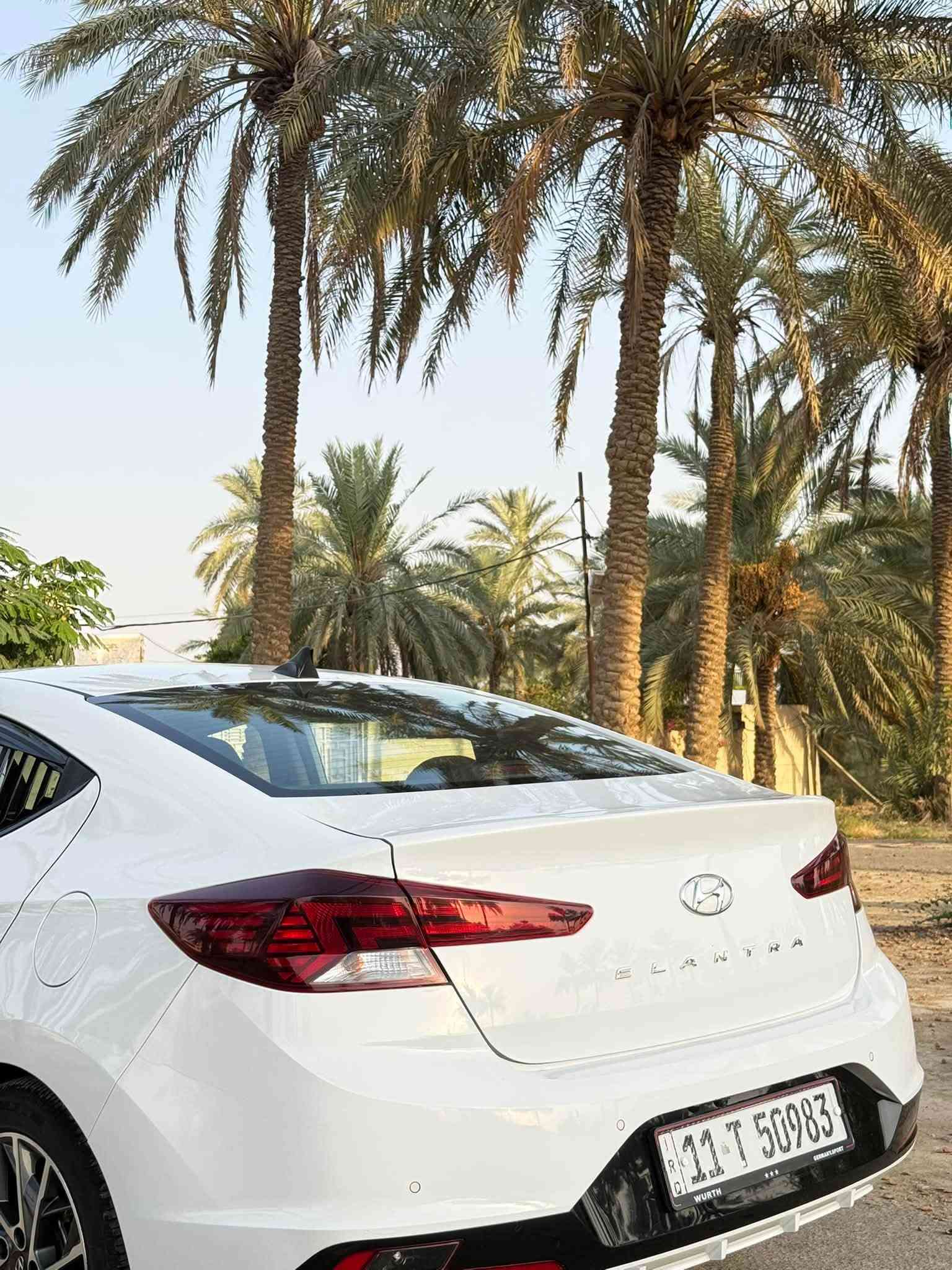 السلام عليكم
للبيع ألنترا خليجي موديل 2020 مكينه  2000 فول مواصفات رقم  بغداد بإسمي شرط تحويل ثاني يوم هزه جديده سنويه جديده مكفوله كفاله عامه من التبديل والصبغ بيها فقط شبر بارد بالهلال مال الجاملغ الخلفي جهة اليمين موضح بالسونار السياره ماشيه 123 ألف كيلو متعهد گير ومكينه وتبريد ثلچ منظومة زنون جديده السياره 1/1  .
السعر 155 وبيها مجال للشراي  .
***********
