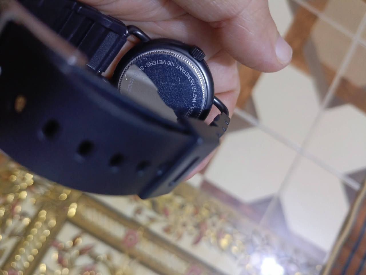 ساعات سويسرية أصلية
للاستفسار ***********
