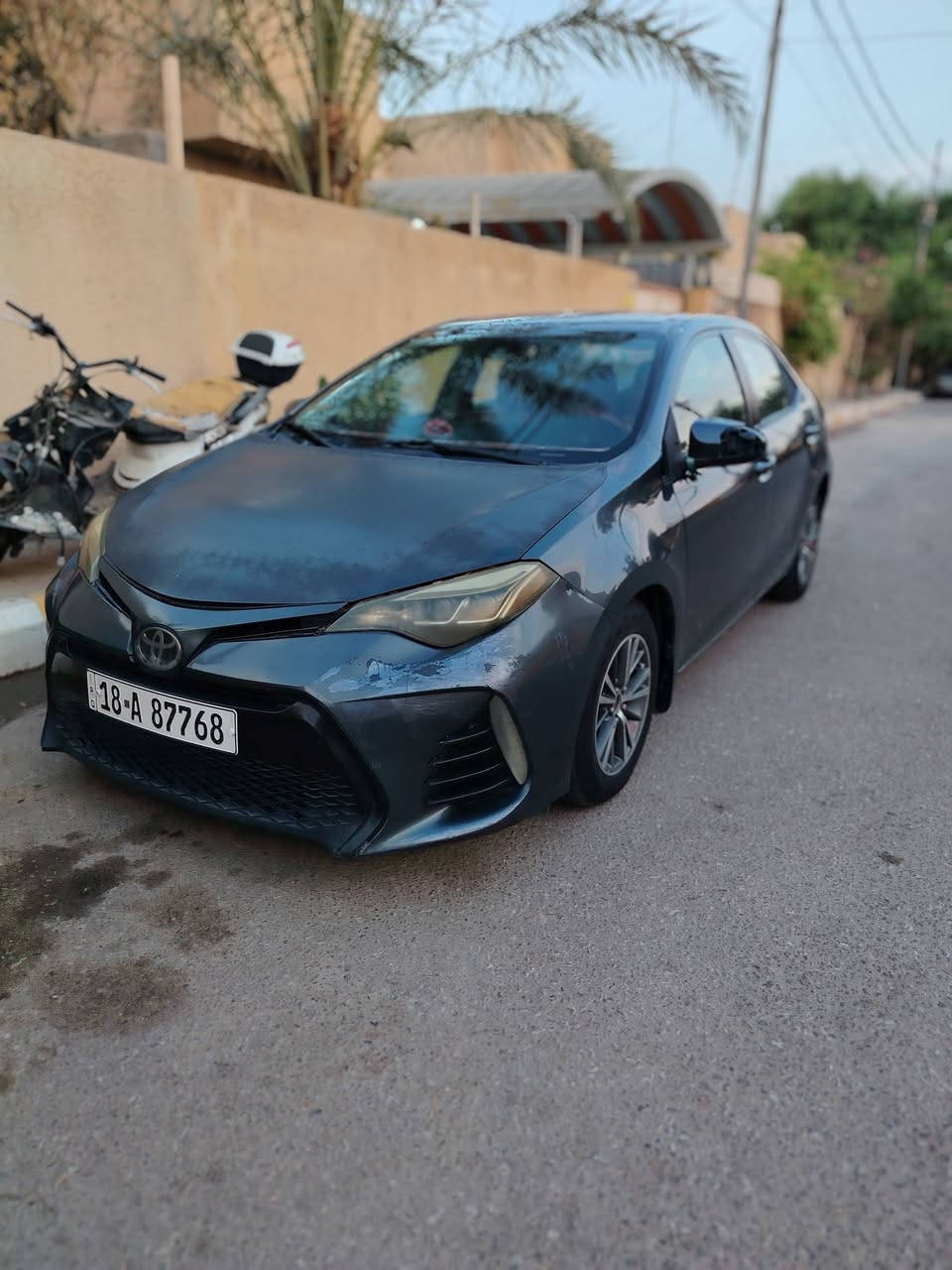 السلام عليكم كورلا2017 امريكي ماشيه 213 km سنويه ل29 بابل بسمي تحويل ثاني يوم 
مكينه گير شرط تبريد ثلج سيارة جاهزه من كلشي بيها بنيد مبدل جمغات الاماميه صبغ فقط بدون دواخل 
مواصفات
🔹سعه المحرك 1.8L
🔹ترحيب
🔹كروس سرعة
🔹كشنات جلد
🔹رادار
🔹تحديد مسار 
🔹تدفئة تبريد كشنات
🔹حساس ليلي 
🔹شاشه بلاد 
🔹ثلاثه انضمه قيادة
🔹اوامر صوتية

السعر 115 وبيها مجال للشراي 
مكان سيارة كربلاء للاستفسار
الاتصال على الرقم ***********
