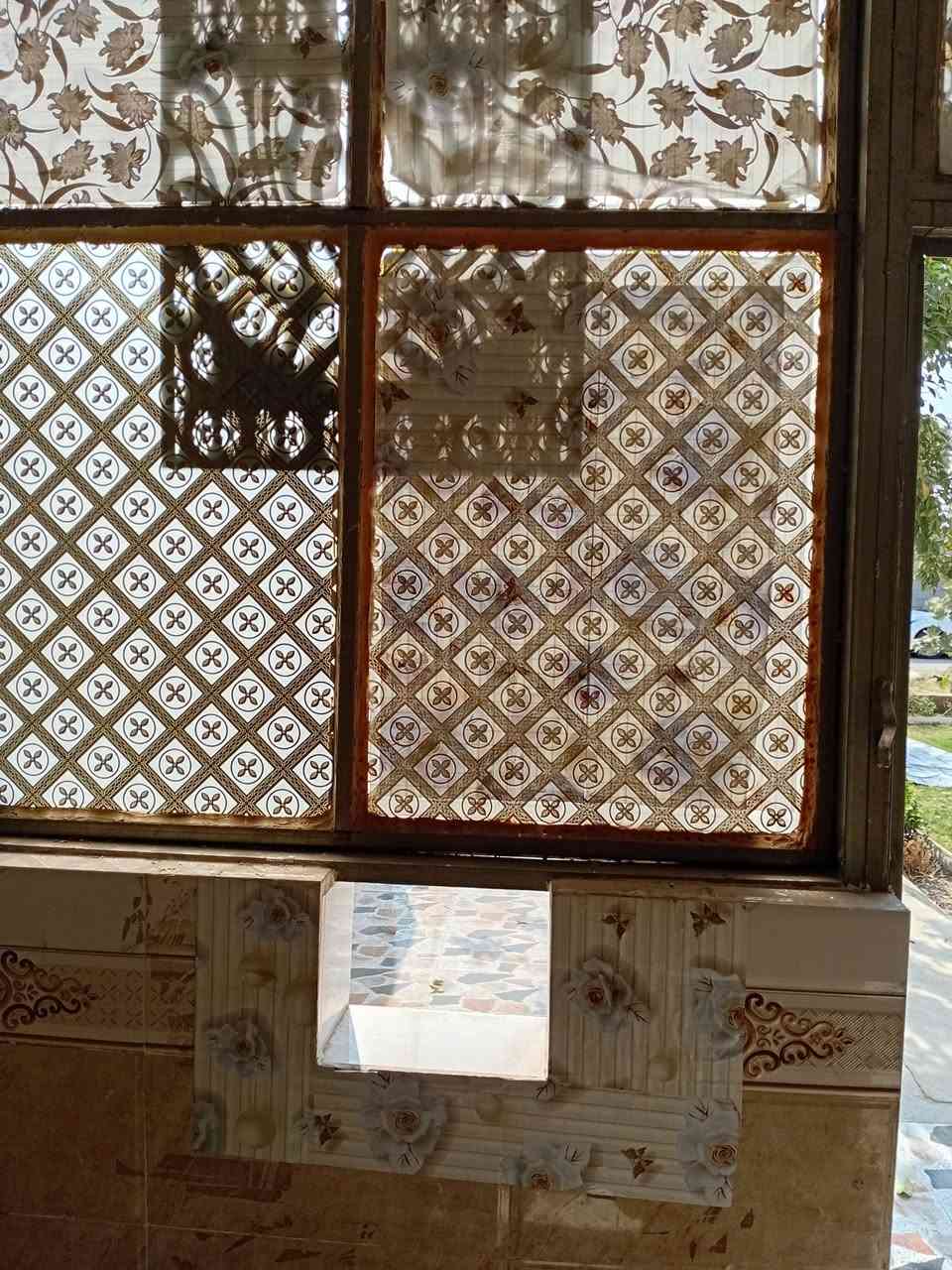 من رخصت الادمن موجود جينكو شبابيك وبواب للبيع *********** الجزيره البشعبان
