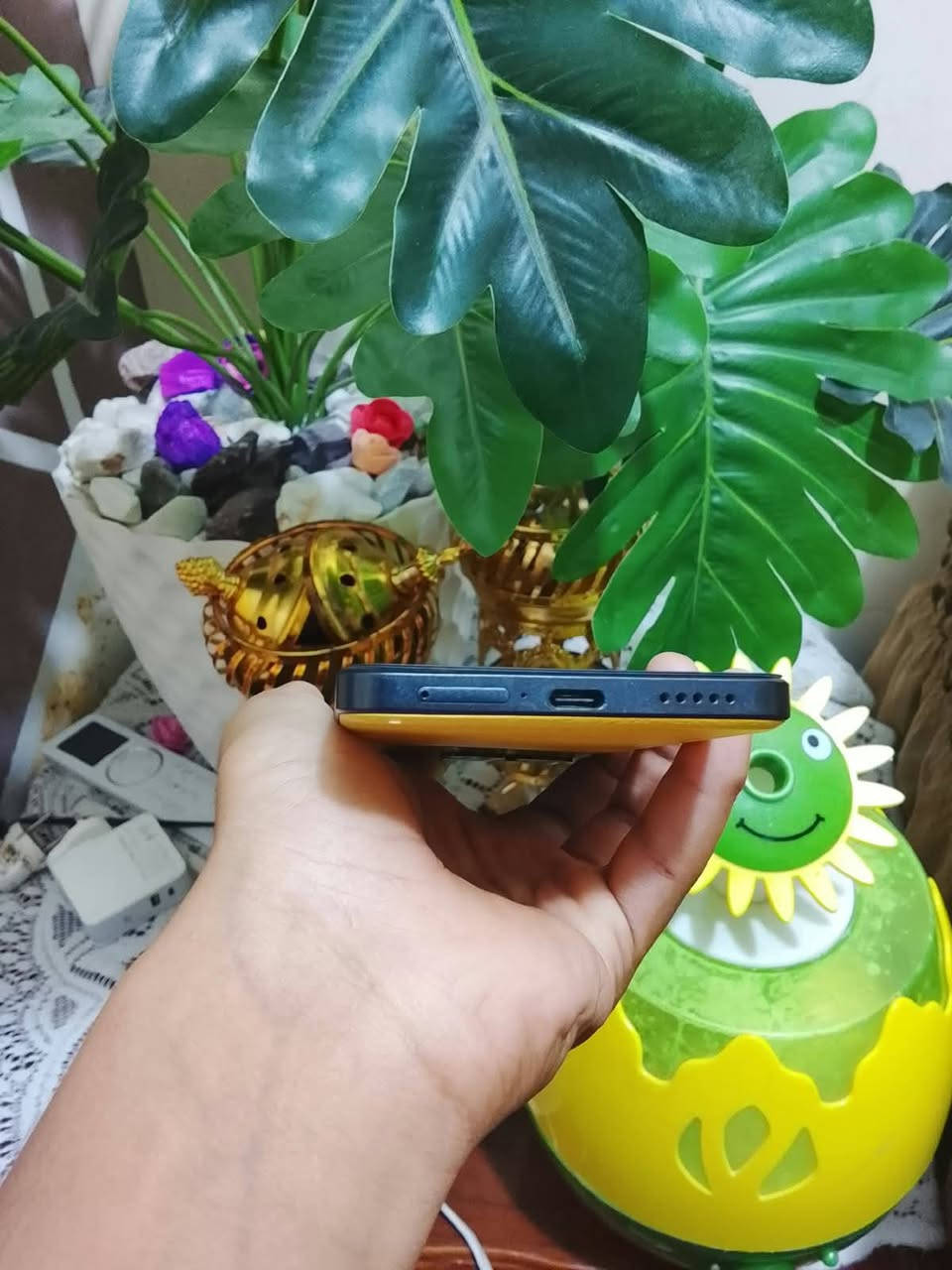 شجايبلك اليوم الوحش بوكو X6 PRO 5Gوحش الالعاب كله بلادي
ذاكرته٥١٢ عشوائيه ١٢ يأبه شكو لعبه قويه يدعم بيه ١٢٠فريم وذاكره تشبعك شبع العاب وصور
دبل خط بعد ماكو هيج دلال 
كامراته تخبل زلال
بصمه بشاشه سريعه جدا بل استجابه 
بطاريته ٥٠٠٠ملي امبير تلعب للصبح
مشكلته فقط هذا السواد الي بشاشه مامأثر عليه بشي ويلمس 
وشاحنته الاصليه وياه
وبيش فقط180قفل
رقم:*********** أو واتساب
