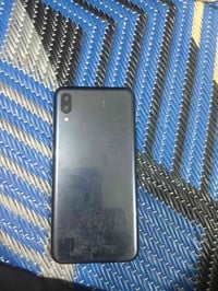 M10 • ٣٢ • شاشة مبدلة