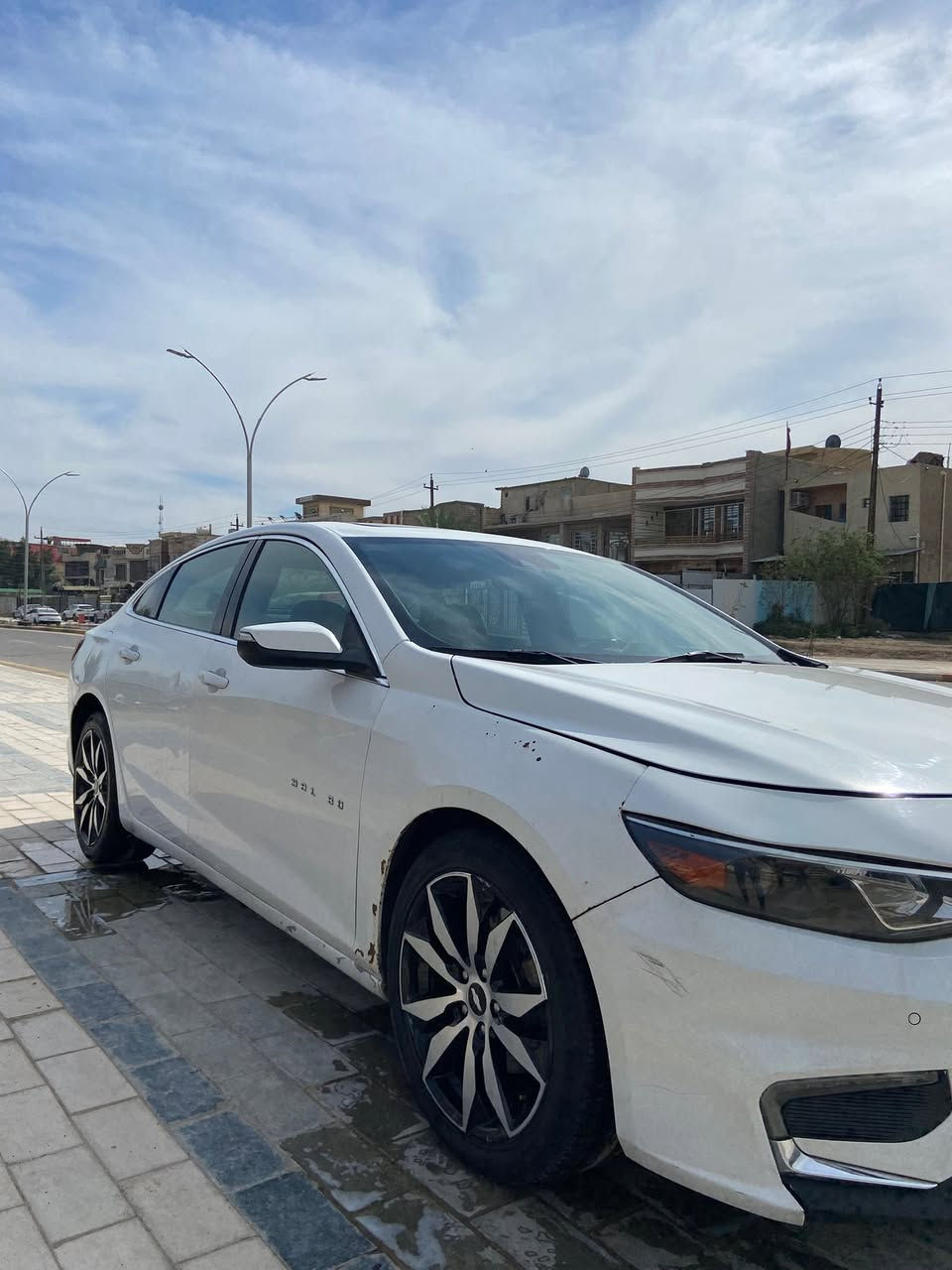 السلام عليكم 
ماليبو للبيع مديل ٢٠١٧ رقم أربيل الجديد تحويل ثاني يوم كير مكينه تبريد خير من الله فول السيارة كشن جلد تحديد مسار اوتو ستوب بنراما ويل ١٨ كامله السيارة بدون اي نقص ب ٨٥ بيها مجال مكاني الدورة 
***********

