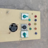 بورد كهرباء • مستعمل