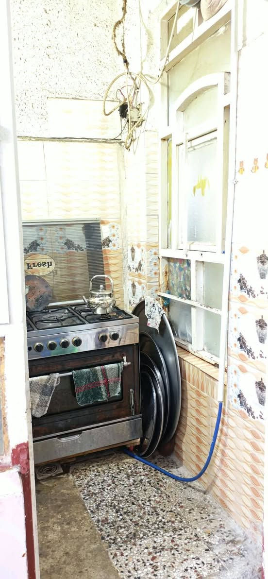 🏠 للبيع دار سكنية طابو زراعي سند 25
📐 المساحة: 100 متر
📏 الواجهة: 5 متر
📏 النزال: 20 متر

🛏️ تتكون من 3غرف نوم
🚿 غرفة نوم واحدة سويت
🏡 دار مرتبة ومناسبة للسكن العائلي

📍 الموقع: بغداد، الشعب، نهاية الفورتات، قرب جامع سيد المرسلين
💰 السعر: 155 وبي مجال
📞 للاستفسار والتفاصيل: ***********
