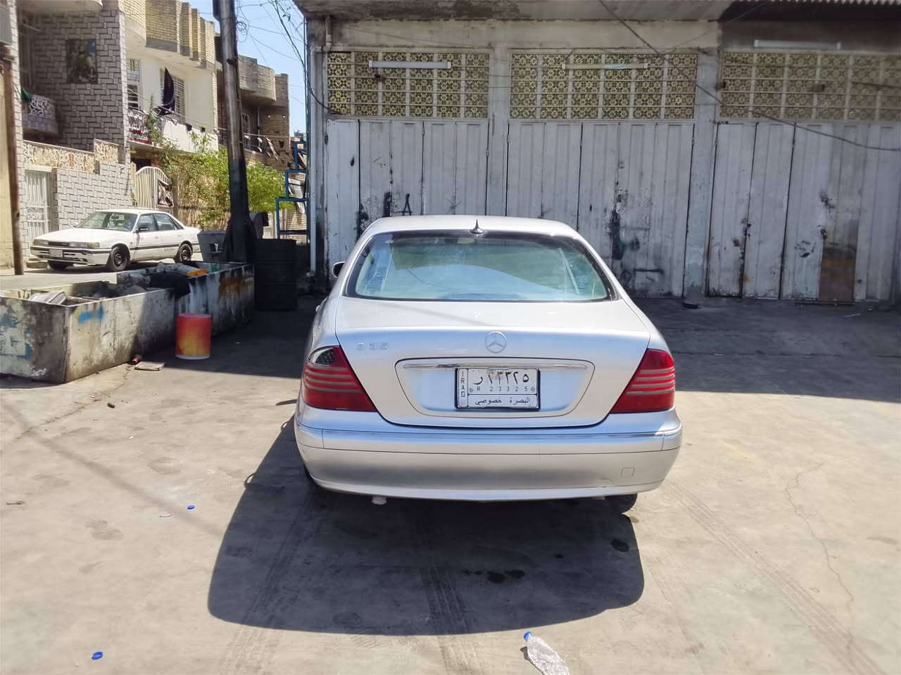 السلام عليكم مارسدس غواصة 2002حجم 500S السيارة فول مواصفات لئخير دكم ناعمة مكينة وگير واكسل مكفولة السيارة ابلادية بدون تبديل مصبوغة عام اثر جراد شرط جوبلسات كلهة شغالة ومواصفات الغواصة معروفة تبريد تدفئة كلة شغال مكان السيارة بغداد تحويل مباشر مكان السيارة بغداد مدينة الصدر  السعر (٩٠) *********** السيارة مسويلهة إدامة كاملة وانصبغت قبل ٢٠ يوم ومواصفات الغواصة معروفة
