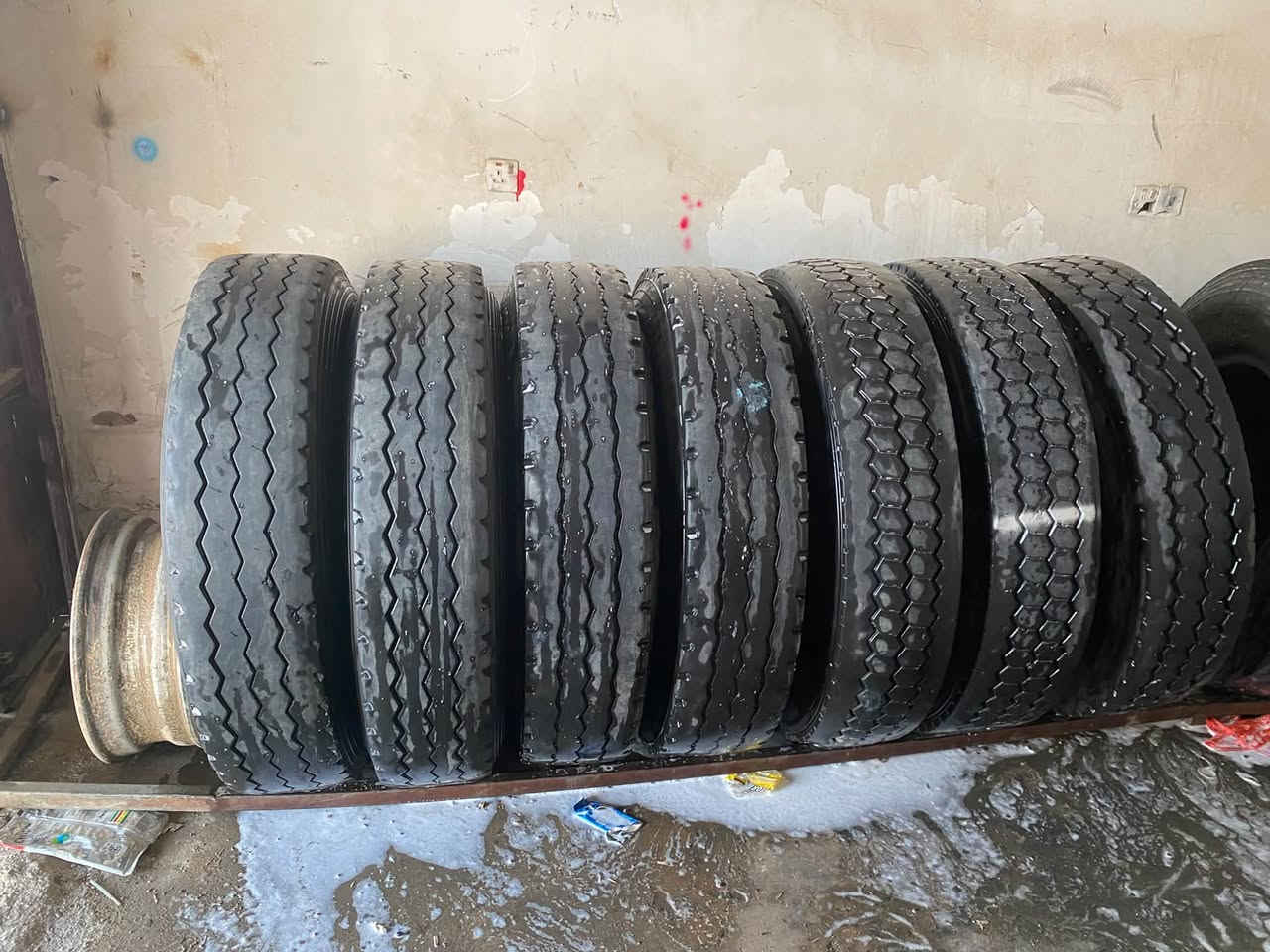تيرات البيع ٢٤مكان بغداد تقاطع نهروان ***********
