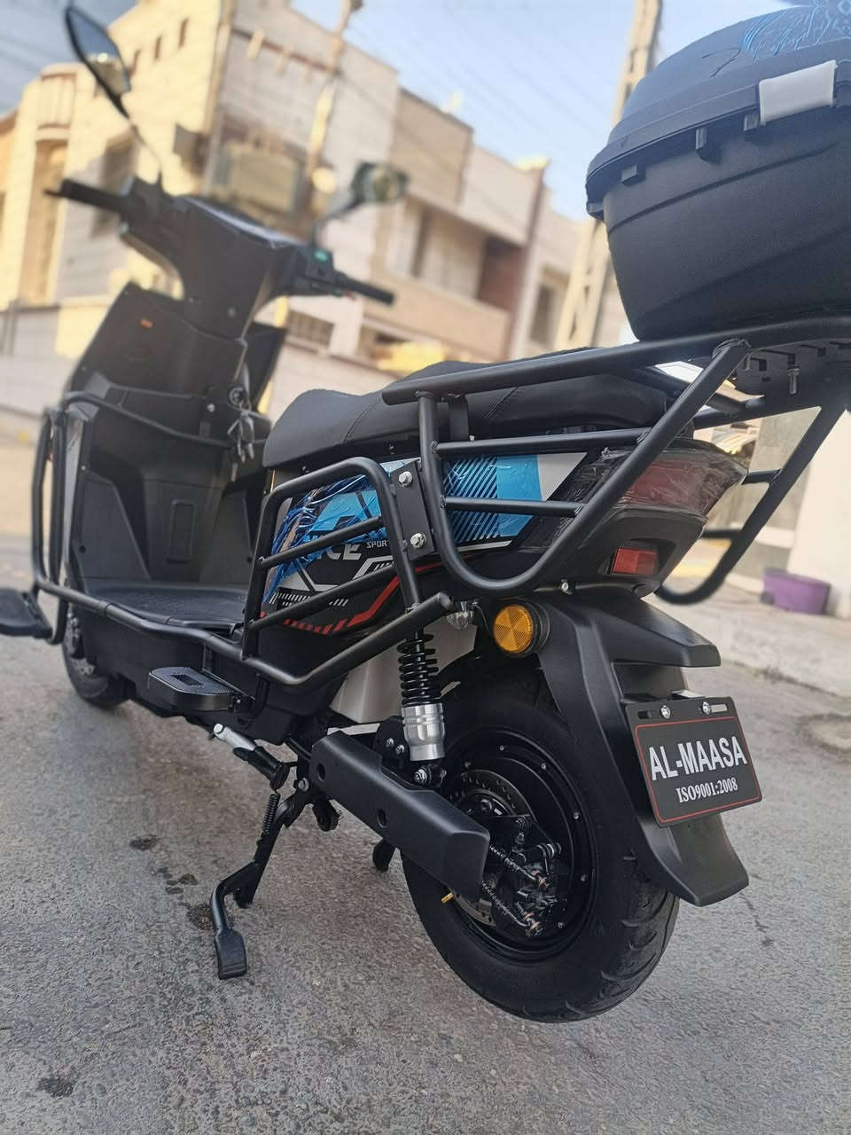 السلام عليكم.. من رخصت الادمن عندي موطور شحن للبيع
..... ( استلام جمعيه )....
نوع ( الماسه شبح ) 
دراجه عل فحص عل ضمان
موديل ((2026)) 
مستخدم شي قليل بعدة جديد 
((بطاريات عل فحص)) 
كهريائيات كلهة شغالة وعل فحص 
ملف (3500) واط سرعتة (99) حقيقي 
لايت زنون عالي ناصي (نظام R) بك)(ومثبت سرعة) منفذ USP 
السعر (675 ) بي مجال 
المكان داخل الرمادي ***********
