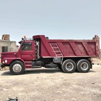 شاحنة • للبيع