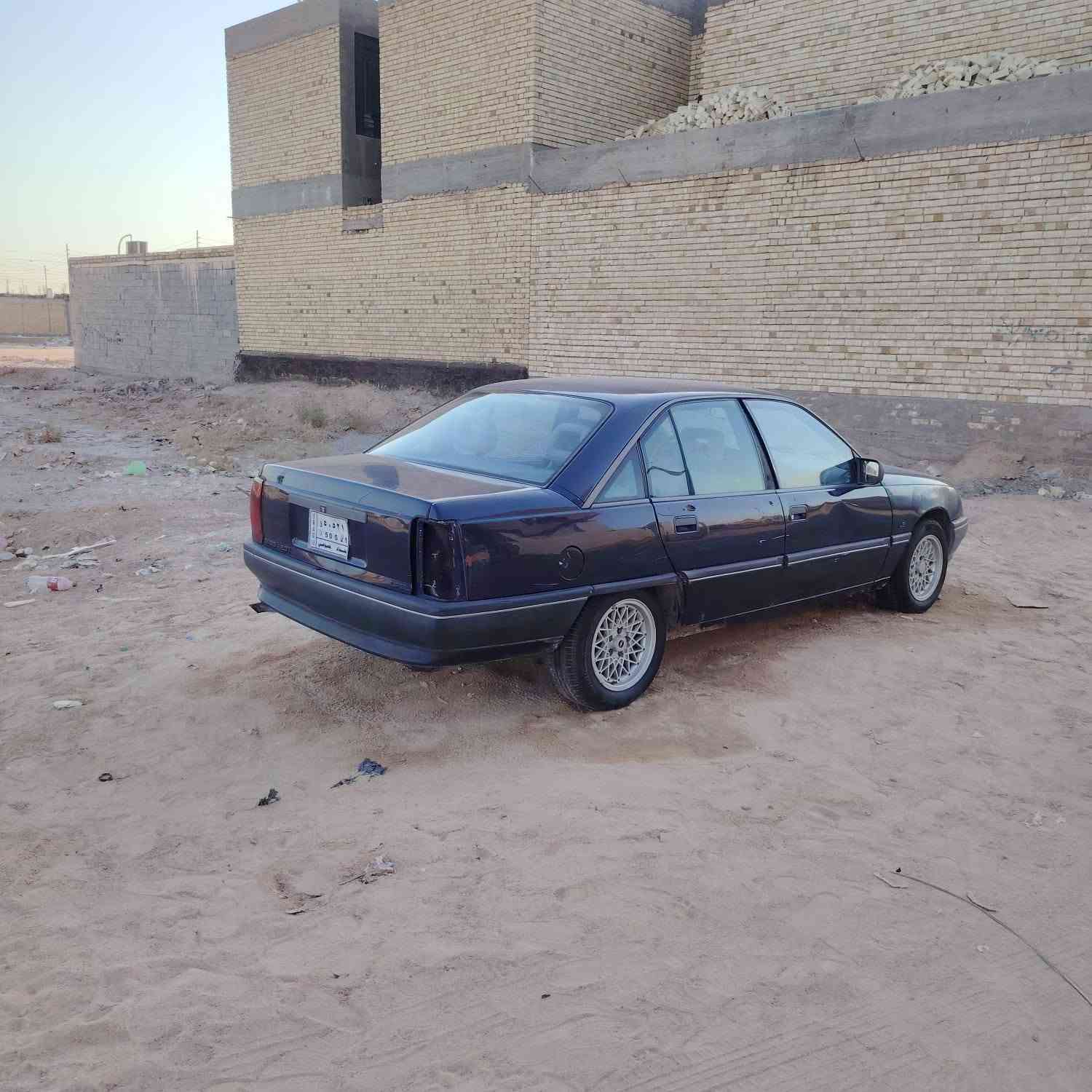 سلام عليكم 
اوبل اوميكا للبيع
رقم بغداد بسمي مداور ثاني يوم
تفاصيل خاص
السعر25وبيه مجال
مكاني النجف الاشرف 
الرقم ***********
