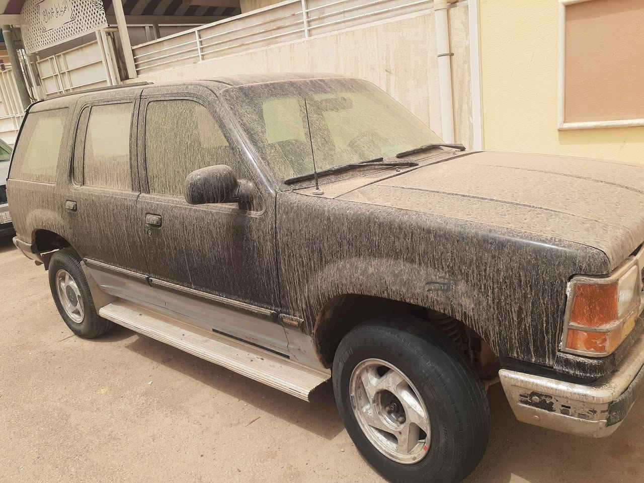 فورد رقم ذي قار خصوصي سنويه ال٢٨ تحويل مباشر مكينه وكير ٢.٥ نضاف كهربائيات  حداديه تايرات 
باقي التفاصيل خاص *********** السعر ٢٤
