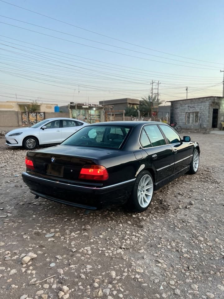 🧿اللهم صل على محمد وال محمد 🪬🪬
BMW .e38 .   740.      1996 .V8
بي ام كاسحه للبيع

مكينه جديده قبل ١٠ ايام شديتها والوصل مال شراء موجود 

داينمو هواء (المرغوب)
كير تبترونك
باب قصير
تعمير جديد بدون اي نقص
كهربائيات كله شغاله بدون چطل شغل بلادي⚡️
حداديه امامي وخلفي جديد
عربانه جديده
تخم دبلات جديد
تخم ويل باخره اصلي حجم ١٩ 
غرفه رصاصيه كهربائيه مال حاويه كامله جديده📦
كشنات١٦ حركه وخزن ميموري ومساج vib
برده خلفيه كهرباء ⚡️ 
جنطه شفط 
شاشه كبيره نضام كاربلي 📲
مري كهرباء ⚡️ 
سنتر لوك🔒
تبريد قطعتين ❄️
صبغ عام جماليه⬛️

رقم كربلاء باسمي
مكاني حله مركز
***********
السعر٩٠
