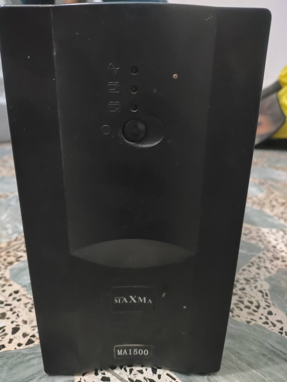 متاح يو بي اس
حجم 1500 مكسما يحتاجله بطاريه سعره40 الف 
حجم 1200 بور ماكس يحتاجله بطاريه سعره 35 الف 
حجم 850 بور ماكس يحتاجله بطاريه سعره 20 الف 
مكاني بغداد الشعلة توصيل متوفر للتواصل ***********
