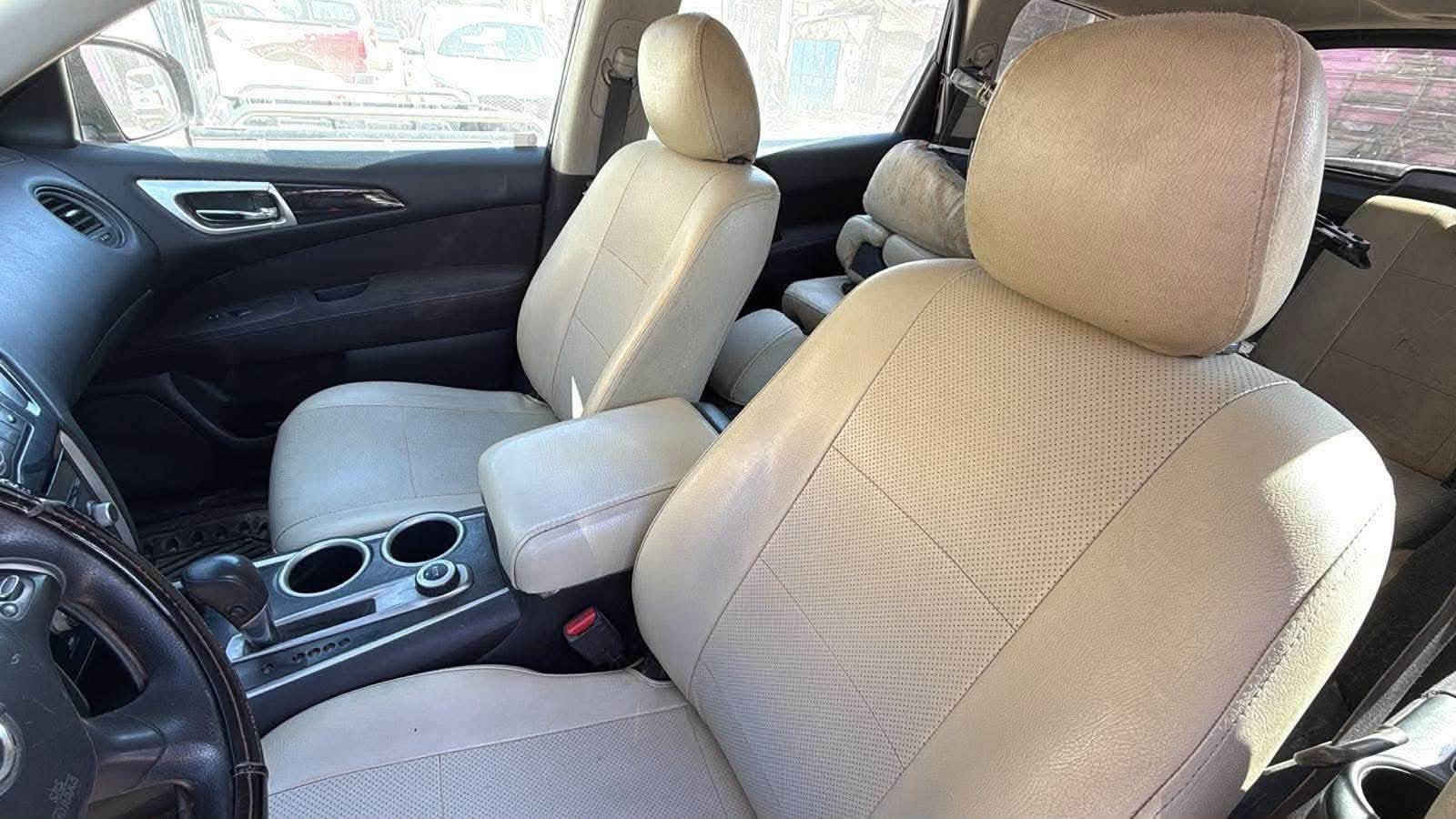 سيارة للبيع 
الباتفندر 13 فول مواصفات عدى الفتحه جاهزه كير ومكينه جدد وحداديه وتبريد فول سعرها 120 نقصها اذان مال مكينه مكينه 6 موجودةفي الكرادة
