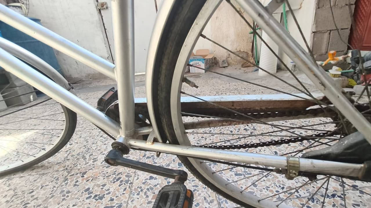 سلام عليكم بايسكل مستعمل للبيع، نظيف ومرتب وشغال، مكفول من كلشي من سرقه او غيرها و بايسكل نظيف تجي و تشوفه السعر 70 ألف  وقابل للتفاوض بالمعقول.
للمهتمين التواصل خاص مكاني قبلة *********** تواصل واتساب او خط

