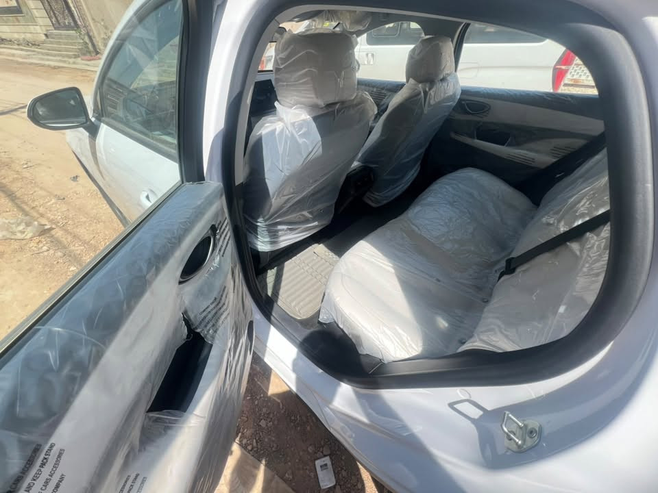 السلام عليكم سيل5 ماشيه 24 كلي رقم بغداد تحويل مباشر بيها طخه تتعدل bdr  ورصعتين بسيطات ما معدلهن سياره اخت الزيرو مكاني كربلاء السعر 19 بيها مجال بسيط للاستفسار ***********
