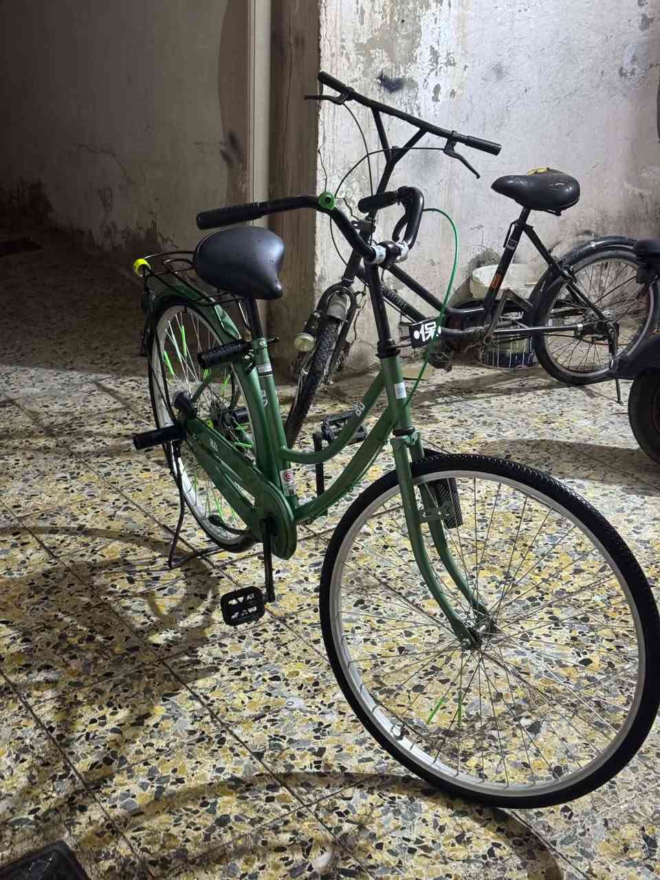 السلام عليكم
بيسكل للبيع لون أخضر فاتح💚
موديل 22 💚
بيسكل كامل غراضه💚
سعره مناسب 💚
مكاني نجف كوفهه يم مسجد السهله 💚
***********
