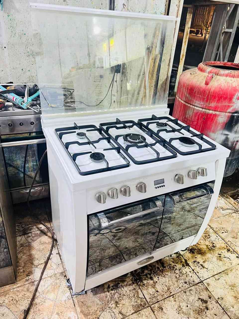 طباخ ايطالي • دبل فرن • حي النداء