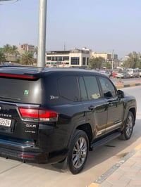 لاندكروز GXR • ٢٠٢٢ • ٩٨٠٠٠ كم
