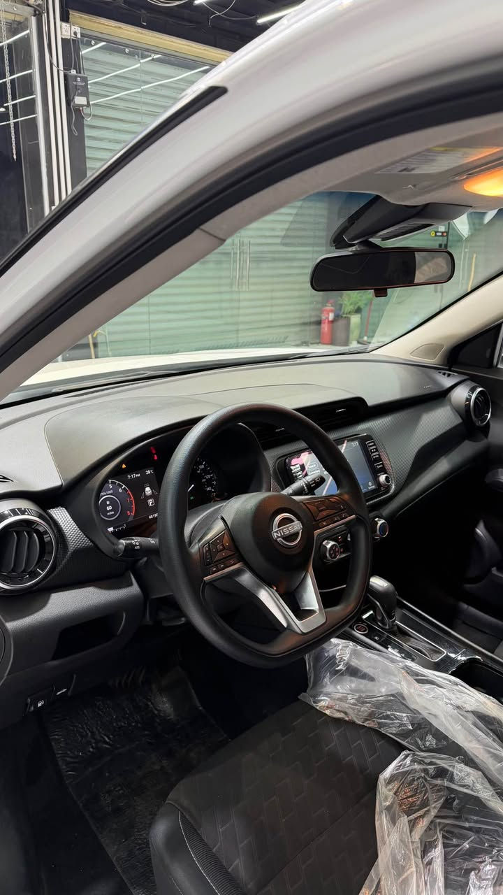 نيسان كيكس شكل جديد .         NISSAN KICKS.    SV
 
اللون      ابيض

موديل.   2023.   شكل 

مرقم رقم جديد الدولي 
ضرر جاملغ فقط السكن وحافه البنيد  وبدون دواخل 

بصمة تشغيل
تحكم ستيرن
شاشه كبيره ايباد 
رادار امامي
رادار خلفي 
قياده ذاتيه
مكابح ذاتيه 
تحديد مسار
نقطه عميه
حساس خلفي
كامره خلفيه
كشافات دعاميه
داخل مخمل

 السعر 143 $ رجاء الشراي يتصل 

العنوان كركوك 
واتساب ورقم *********** كركوك, العراق
