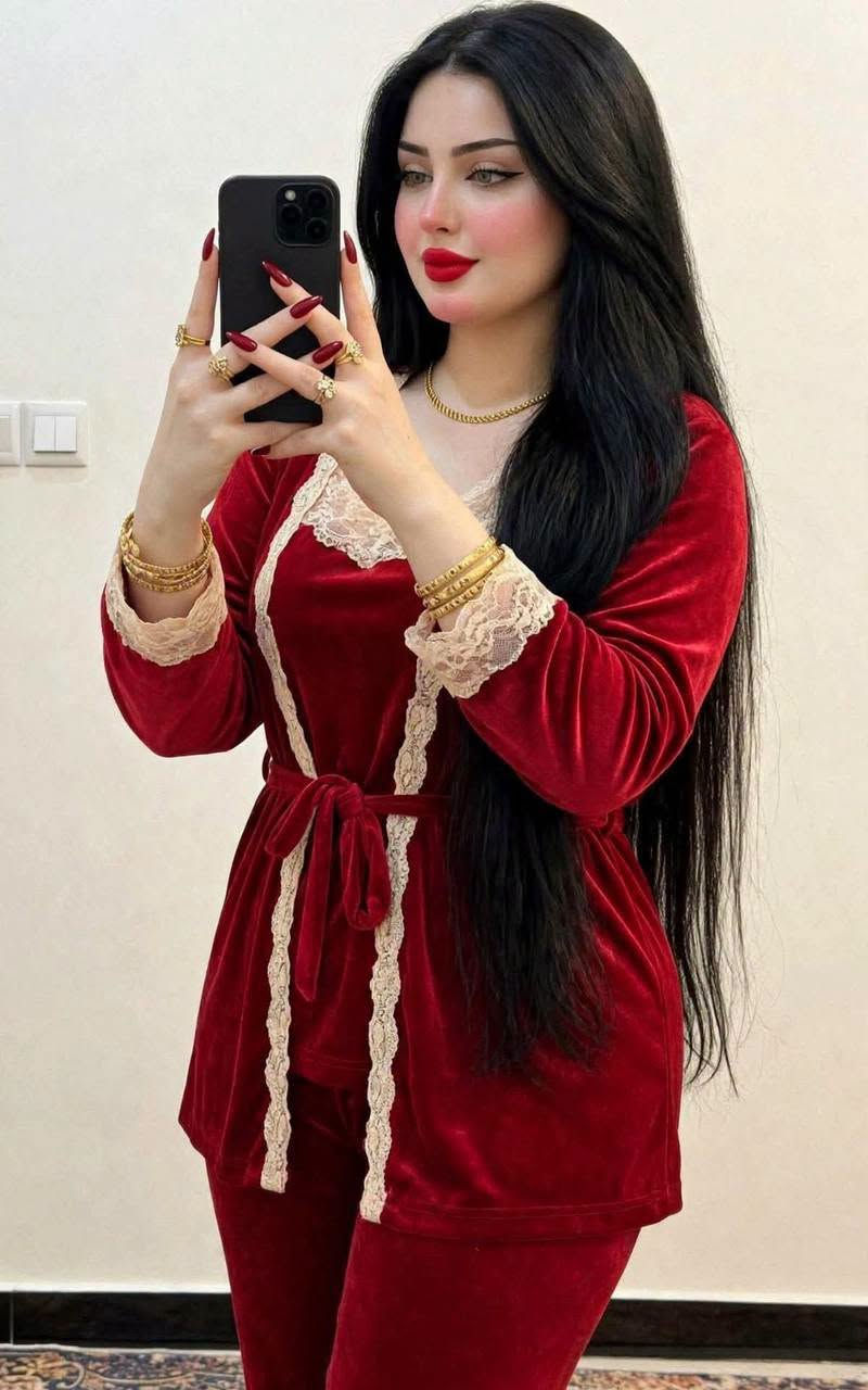 تراك شتائي😍 
خامه تجنن قديفه تركيه♥️ 
توفر بالوان وقياسات 🥹
