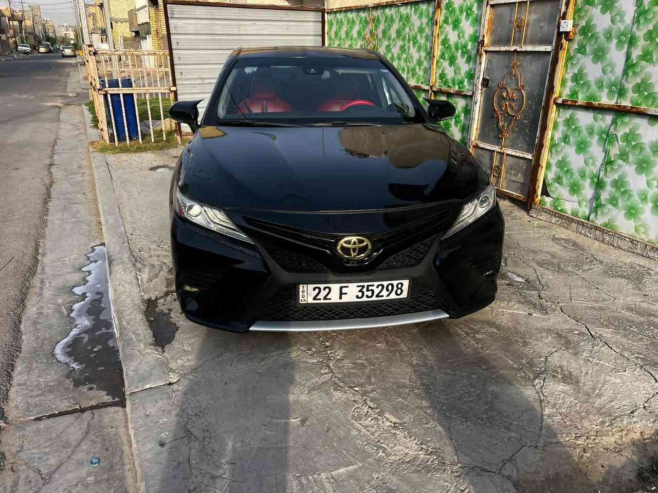سلام عليكم  كامري ٢٠١٨ XSE فول ماعده الفتحه ضرره ٤قطع  السعر ١٤٣ ***********
