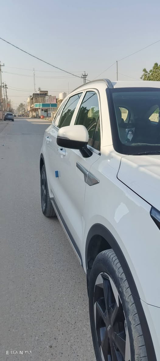 السلام عليكم
سورنتو 2024 دبل شباج خليجي 
كفاله عامه 
ماشيه 39 الف 
محرك 6V
 رقم قادسيه 
 مكان السياره الديوانيه 
السياره بأسمي
تحويل ثاني يوم 
 ويل ١٩ 
تايرات الوكالة
غراض الوكاله بسياره  للاستفسار 
السعر290 وبي مجال 
***********

