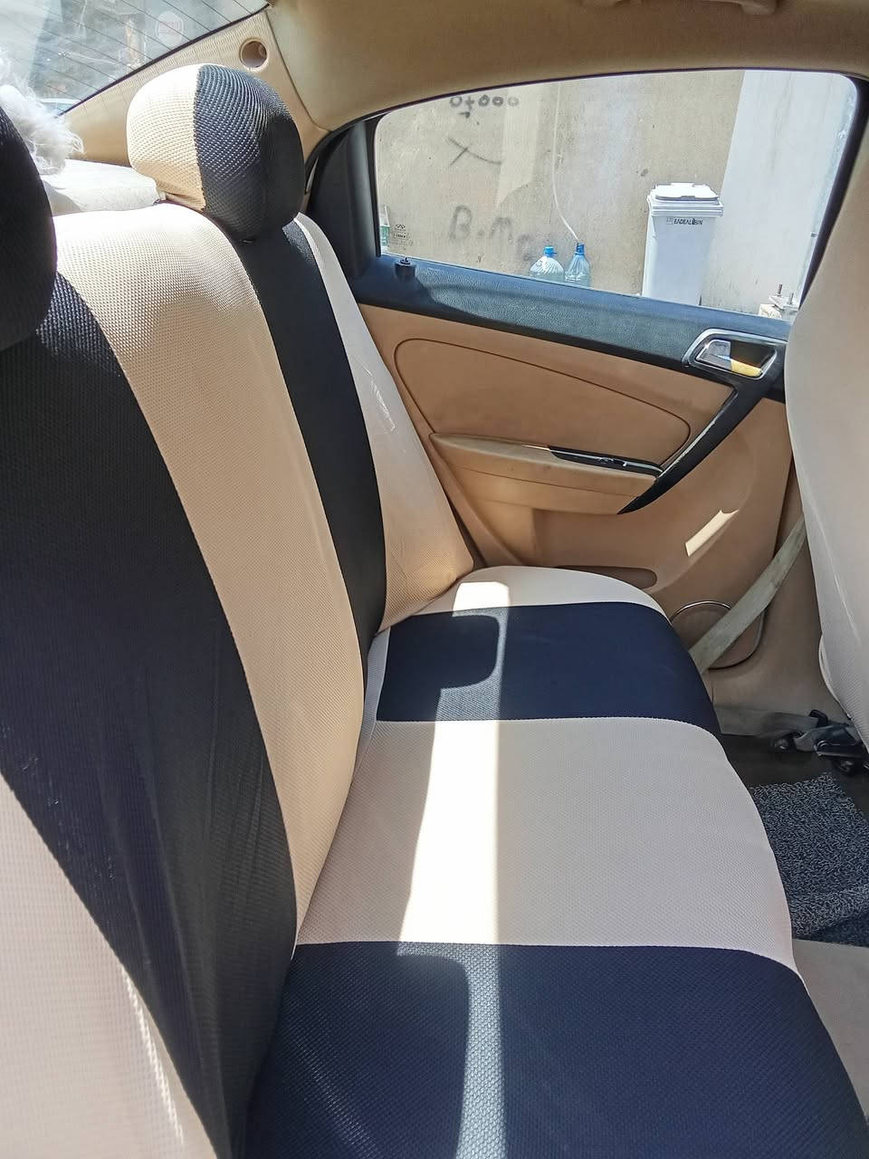 للبيع شيري اي ثري رقم بغداد نكليزي باسمي السعر 35 ومجال للاتصال ***********
