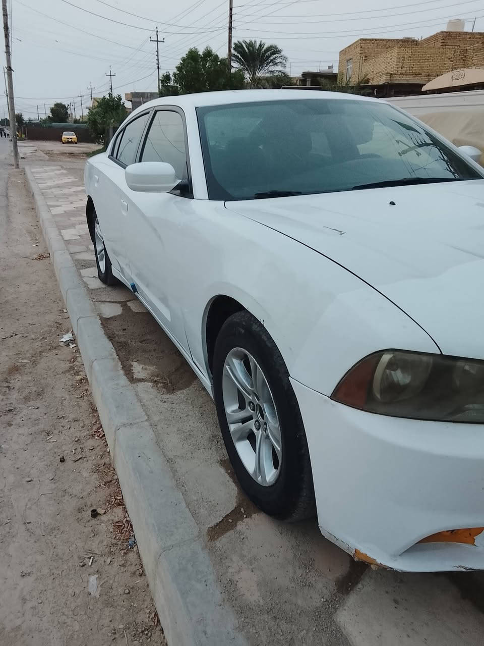 السلام عليكم سياره جارجر 14 ادوات ادوات مكينه كير تبريد كفاله عامه بيها غرفه مخمل بل كارتون سياره حداديه وره وكدام توها مشدوده تبرد ثلج يحتاجلها فقط دعاميه مكاني ميسان العماره السعر 38 بيها مجال ***********
