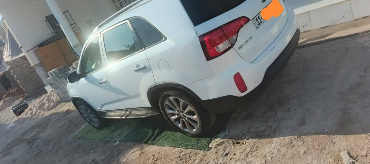 السلام عليكم ورحمة الله وبركاته
KIA سورنتو 2014
لون أبيض رقم بغداد نكليزي بسمي تحويل ثاني يوم
مكينه 4 أمريكي ضربه  خفيفه بنيد وكتاب الفحص موجود 
5راكب السياره حلوه خير من الله 
العنوان الناصرية سوق الشيوخ السعر جداً مناسب 
التفاصيل اكثر اتصل على ‏‪***********‬‏
