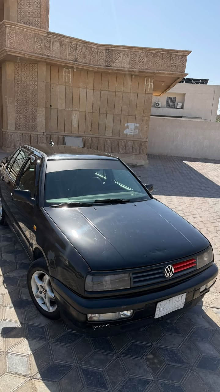 السلام عليكم
كولف فينتو موديل 1994
رقم بغداد شرط التحويل
محرك 2000 المرغوب
كير اوتو شرط كير ومحرك لا تنقيص ولا تبخير تبريد منضومه كامله تبريد ثلاجه شرط 
نخم تاير جديد
داخلها حيل نظيف السياره ما متعوبه السياره ب اسمي تريد تحويل تريد وكاله مصبوغه عام جماله بدون ضربه
سنتر لوك
السياره سعرها 48 وبيها مجال بسيط
مكاني صلاح الدين - تكريت

رقم ***********
