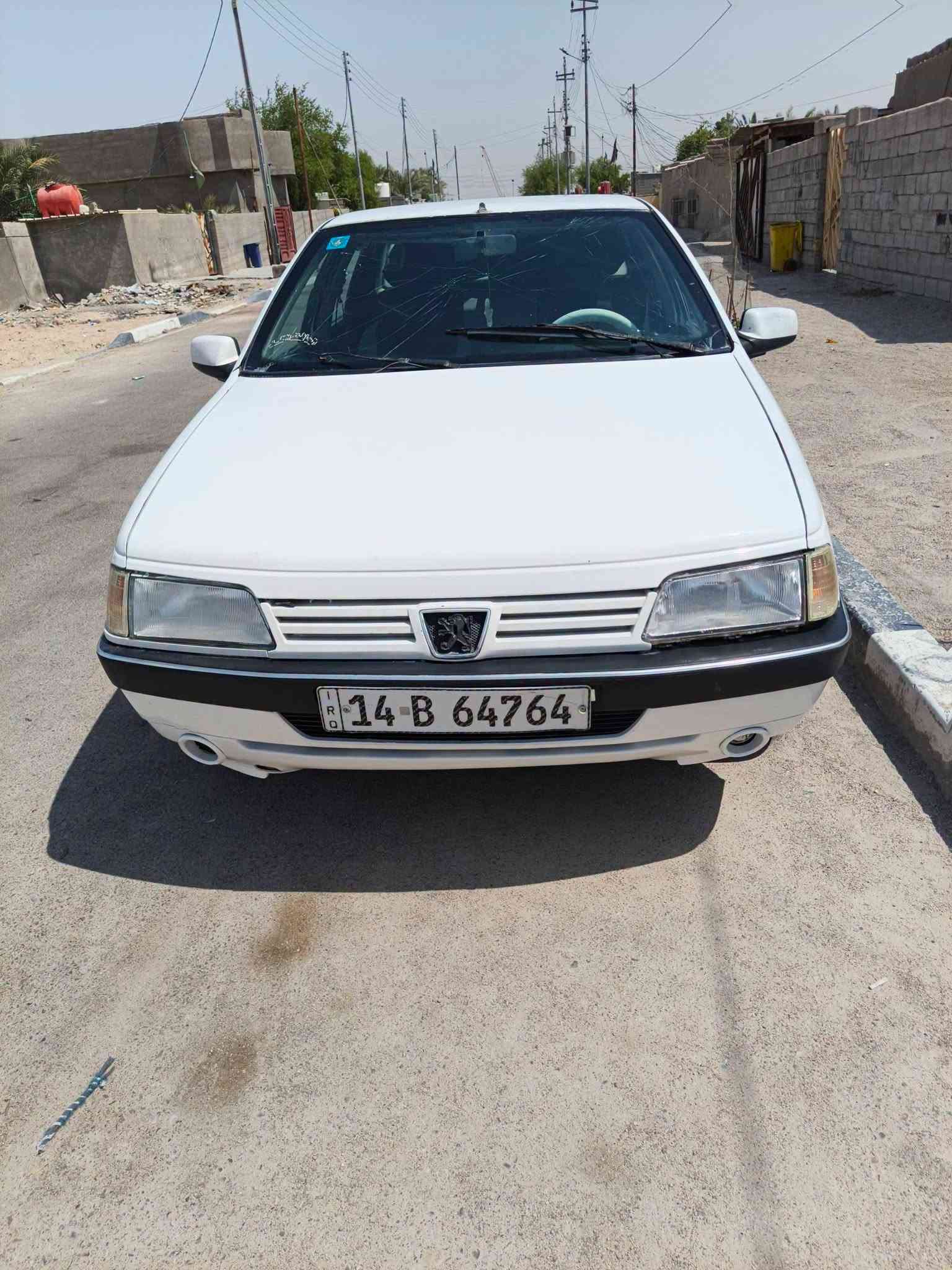 بيجو 405 مديل ٢٠١٢ سياره جديده وجاهزه مكينه كير حداده تبريد تخم تاير
رقم بصره دولي سنويه جديده السعر 28 مجال بسيط 
مكاني البصره الزبير ‏‪‏‪***********‬‏
