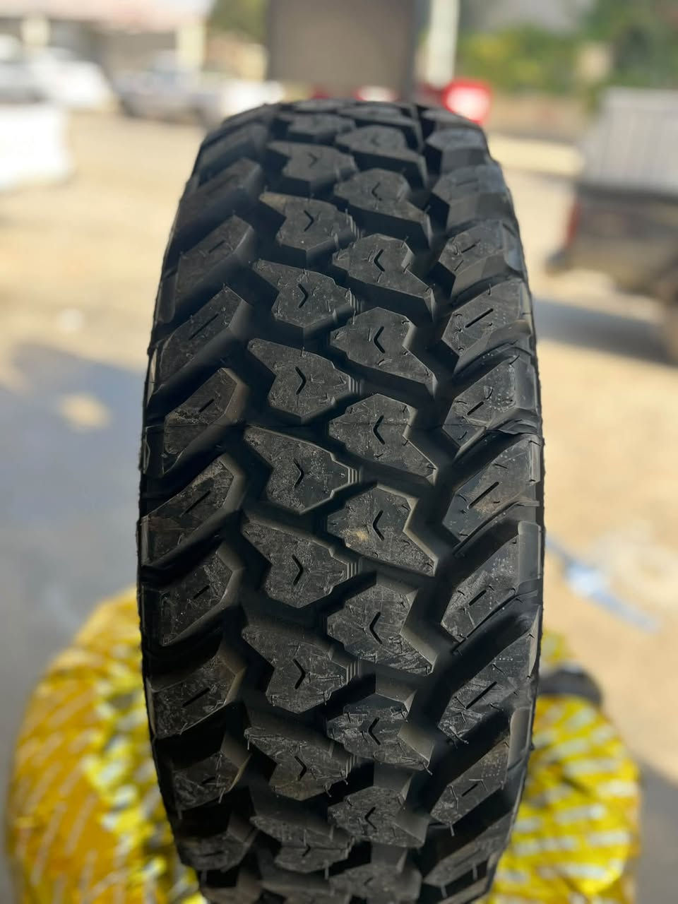 تایەی جەبەلی بۆ فڕۆشتن قیاسی 31x10.50R15:ژمارە مووبایل ***********
