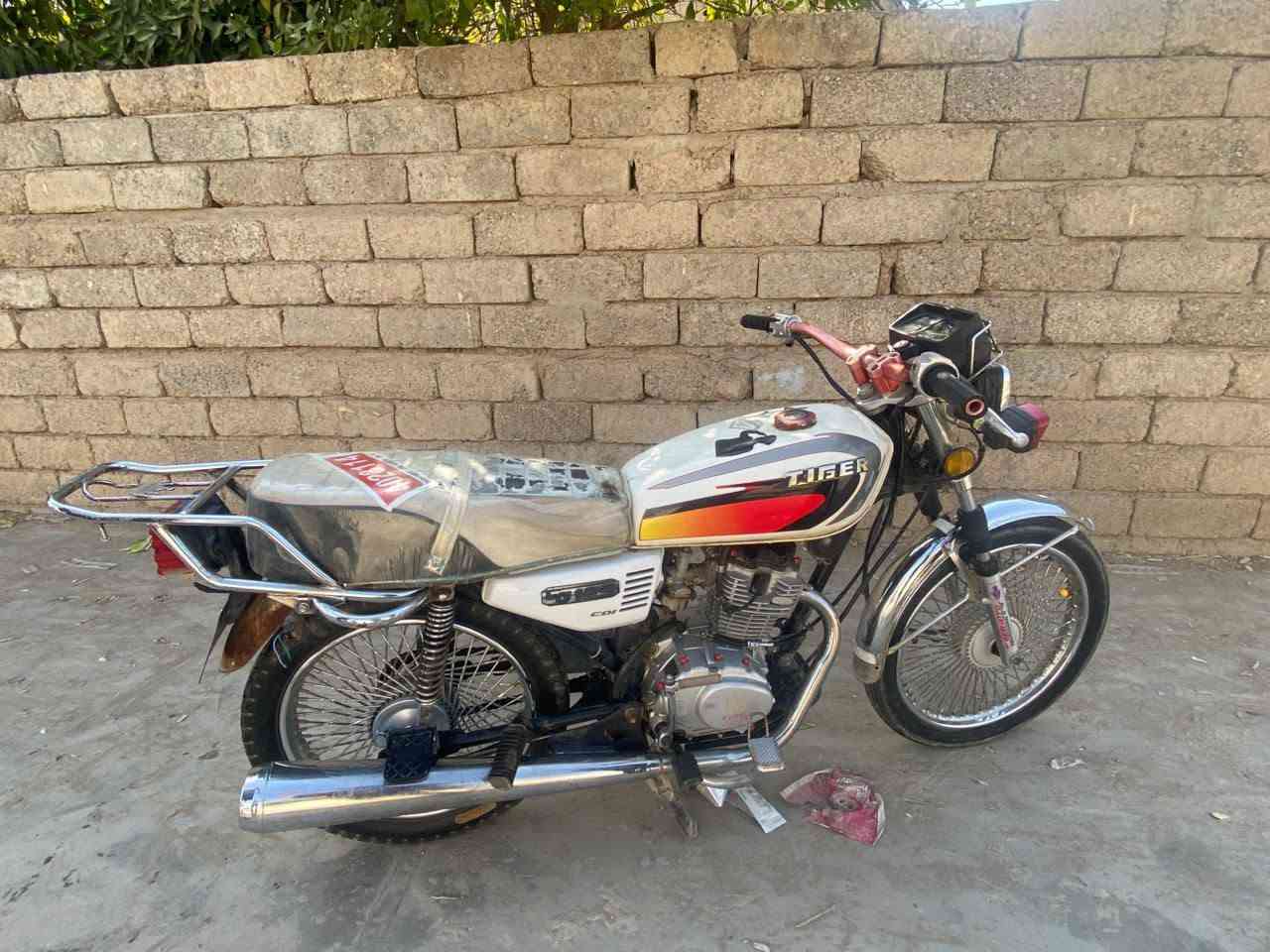 تايكرش  عشرين شرط شلعة ومعدل تجي جيك بيدك السعر 380بي مجال شي غليل العنوان مجمع سد باادوش  خاص مارد تعال واتساب ودلل ***********
