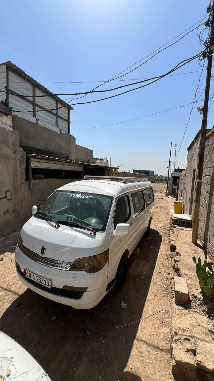 جنبي H1 مصفره بسمي شرط تحويل مكانه بسمايه سياره كير مكينه وكسل وكشر كفاله تخم تاير تخم ويل دواخل نضيفه ***********
