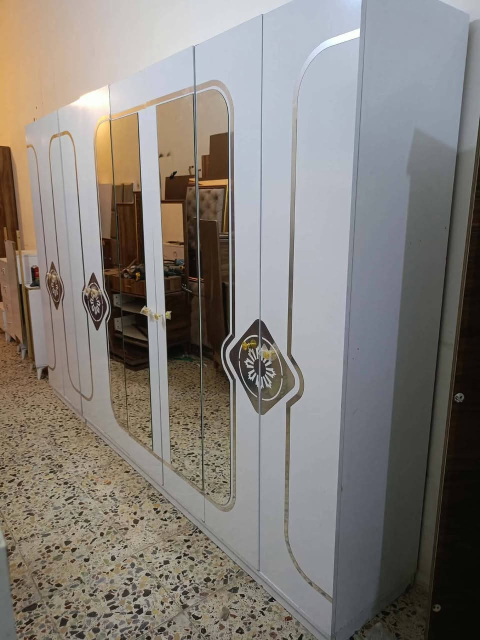 650معه شد ونقل داخل بغداد مجانا تحتوي على 10قطع للحجز واتس ***********

