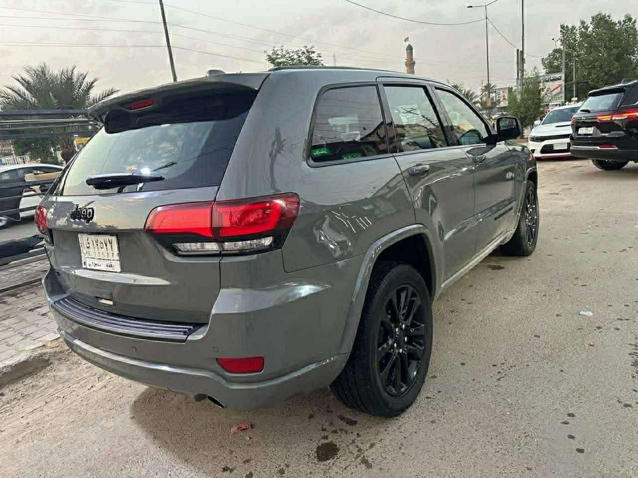 بيع مستعجل 
بلاك توب موديل 21  لون مميز سمنتي 
رقم بغداد تحويل مباشر 
سعر 205 بيها مجال 
رقم تلفون ***********
