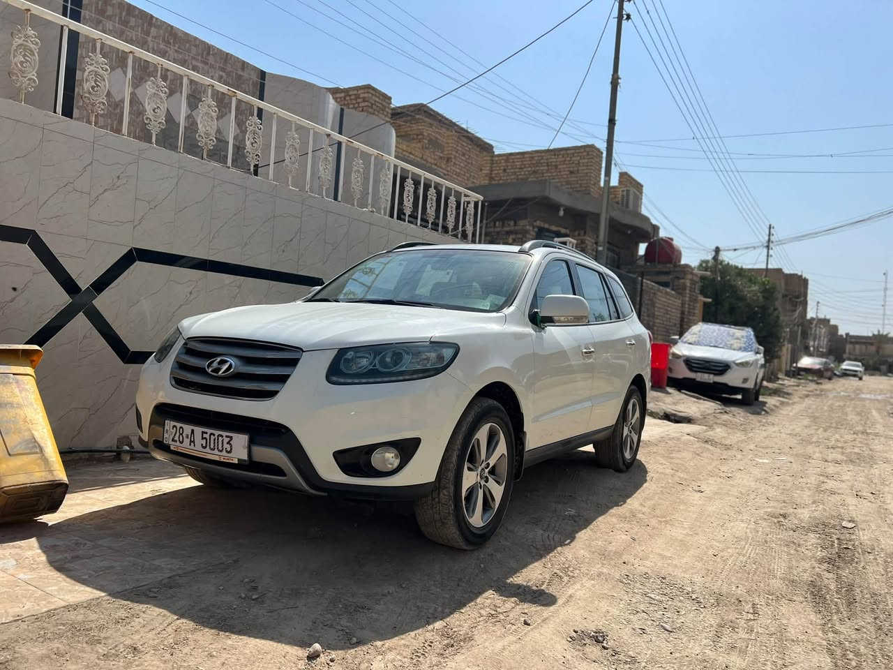 سلام عليكم للبيع سنتافي موديل ٢٠١٢ بيه فقط الباب الخلفي صبغ جهه السايق ام باقي السياره كفاله عامه السياره جديده وحلوه جديده مكينته حداديه تبريد رقم نجف انكليزي تحويل مباشر كشنات جديده السعر ١٥٥ وبيه مجال العنوان بابل قضاء القاسم
