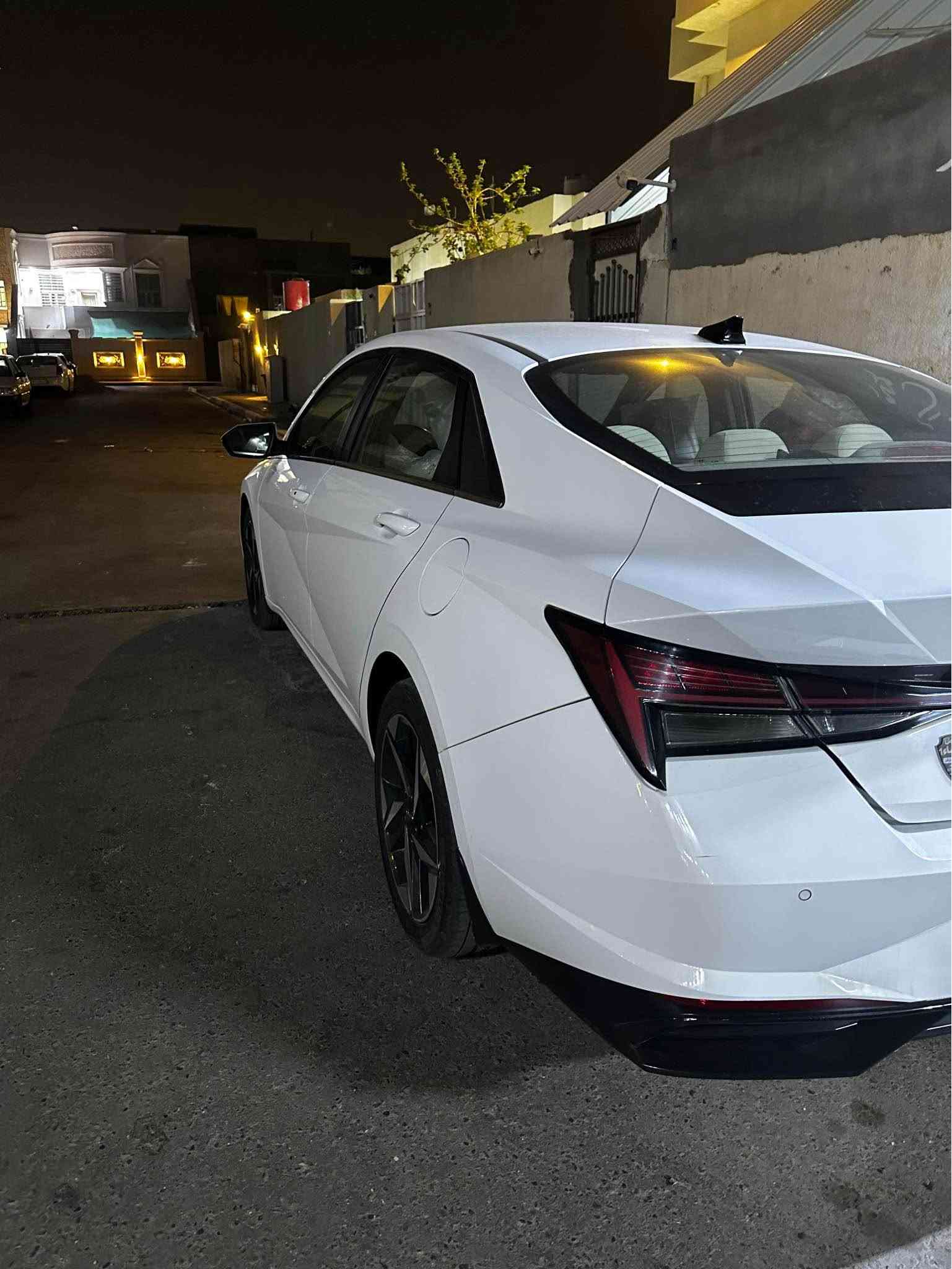 السلام عليكم 
للبيع النترا خليجية كفالة بارد مقدار صبعين بالداير الخلفي فقط لاااغير فووول فتحة وبصمة ويل كروم مكينة 2000 دوش ماشية 71 اربيل تريد تحويل تريد وكالة
ب168 وبيهة مجال بسيط جداااا مكاني القبلة المدينة الرياضية خلف الملعب للاستفسار *********** البصرة, العراق
