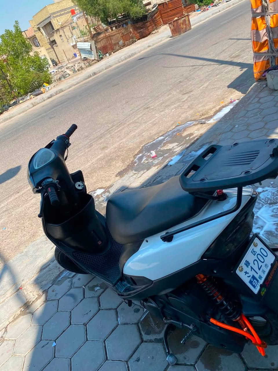دراجه ماكس عدله بوشه بلاديه مجفته شغل مضبوط كهرباياته كامله سلف يرادله بس فحمات وتشحن باتري اشاره هورن بكلايت كله شغال سعر 400
***********
