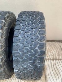 تاير بي إف جودريتش • 285/70/17 • نظيف