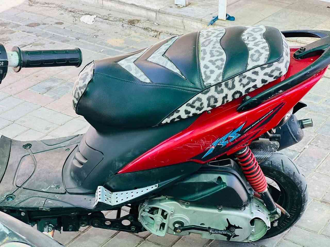 سلام عليكم دراجه ماكس لبيع  بوشه ٥٥ سعر ٣٥٠ ستفسارنتصال ***********

