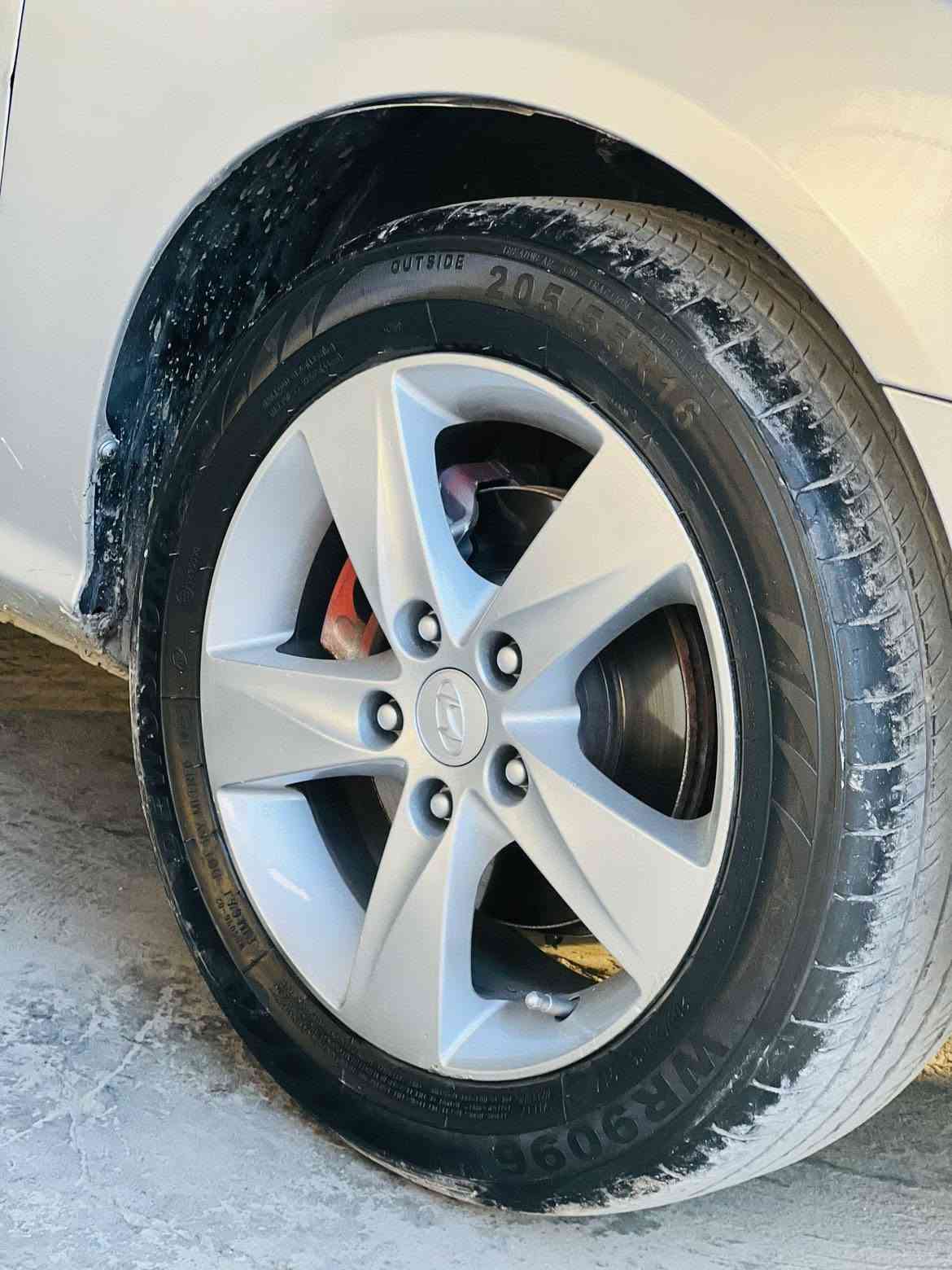 ئاڤانتی مۆدێل ٢٠٠٩ کۆدی بۆ کراوە فول مواسەفاتی بێ سڵایت 
١-تەبرید لەمس
٢-بلوتوز بیلادی
٣-کوشن هیتەر
٤-ئاوێنەکانی دەخەوێت
٥-سوکان ڤۆڵیۆم
حیزام بۆیاغە بێ لێدران ویل  گەورەیە سەقف شوشە کەڤەر گۆڕان بەشەرت سەقف بۆیاغ بەشەرت سەرە دەبڵ بەشەرت زۆر زۆر جوانە چوار تایەو ویلی لۆکی لەژێرە شوێن کۆیە سحر ٤٦گەڵا مۆبایل ***********ڤایبەر وەتسئاپ دهوك, العراق
